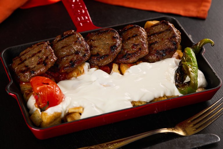 PİDELİ KÖFTE