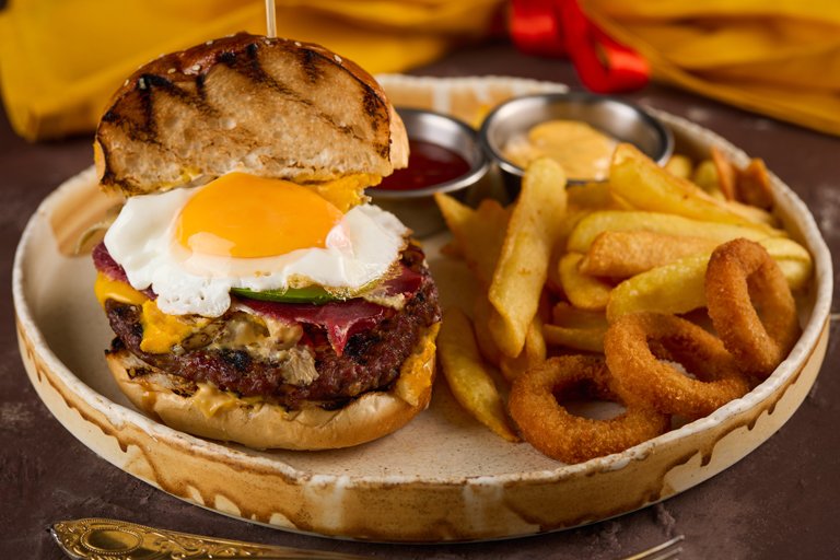 SPECIAL BURGER