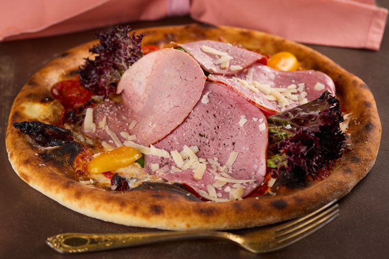 ROZ BEEF PIZZA