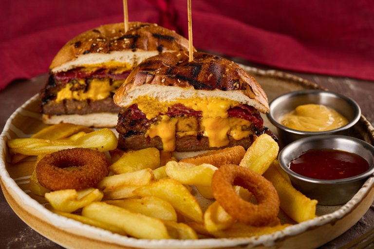DOUBLE BURGER