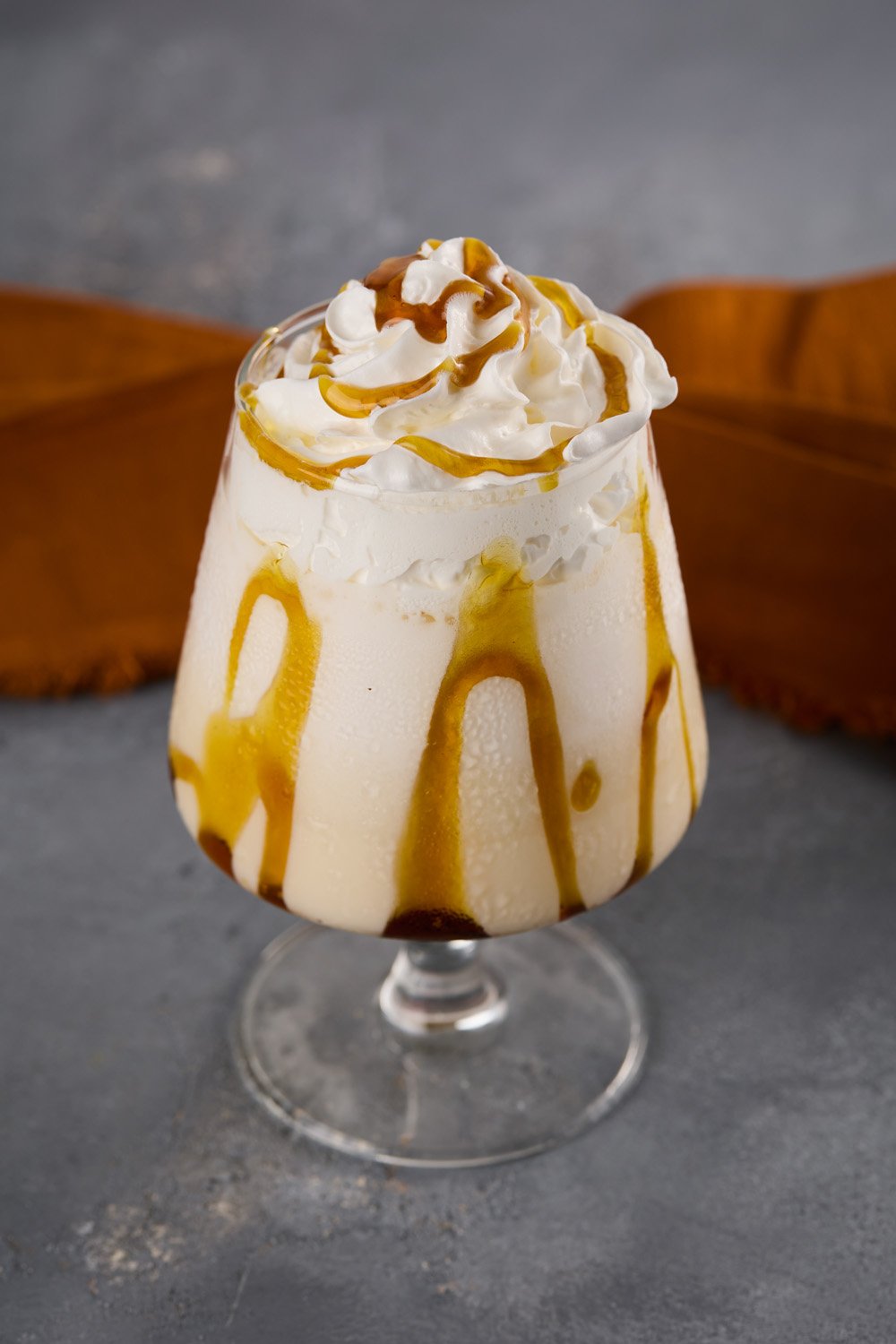 CARAMEL MİLKSHAKE